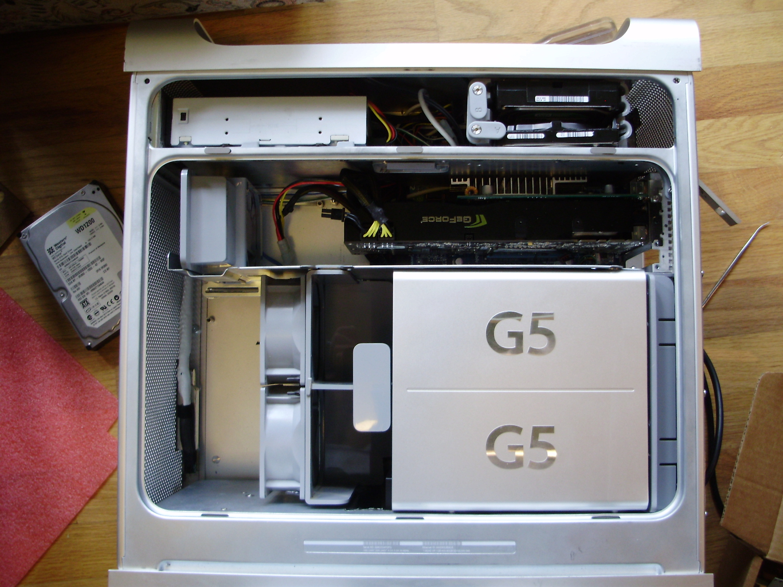 BuildIts How to Fit Your PC in a Power Mac G5 Case