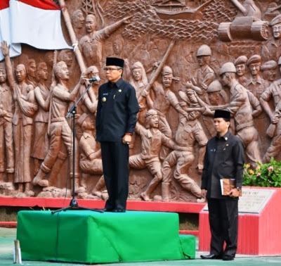 Wali Kota Parepare, HM Taufan Pawe memimpin ucapara peringatan Hari Korban 40 Ribu Jiwa, Rabu, 11 Desember  di Monumen Korban 40 Ribu, Jalan Masjid Raya Parepare..