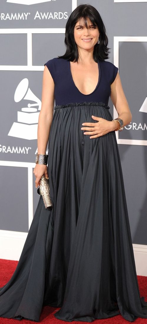 justin bieber red carpet justin bieber red carpet grammys 2011. justin bieber red carpet