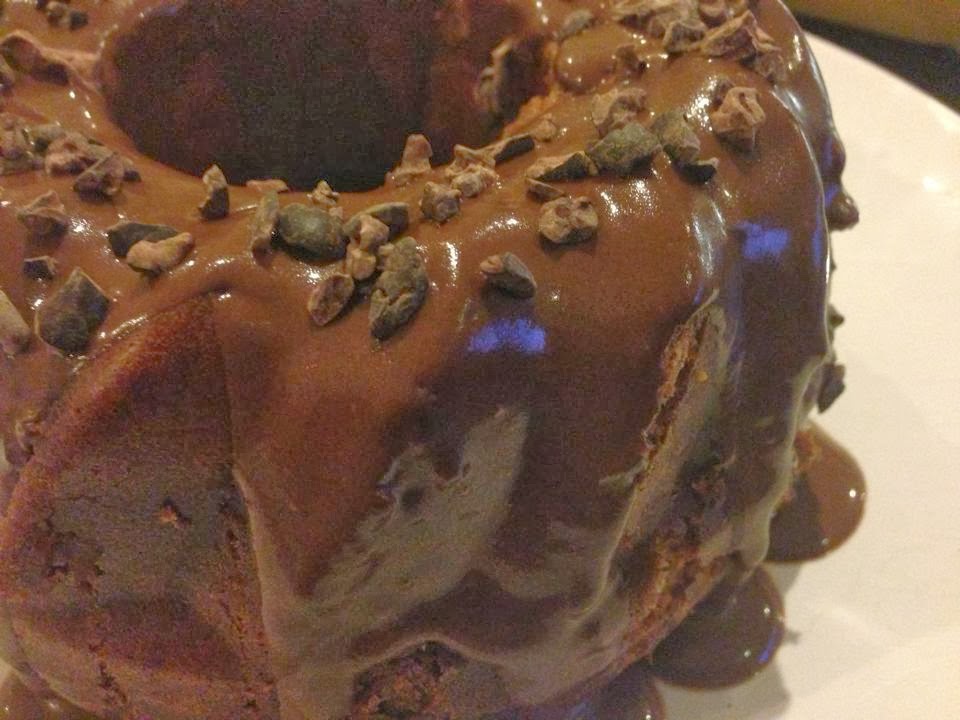 Grabbing life by the kettlebells... Banana & Chocolate Marble Cake