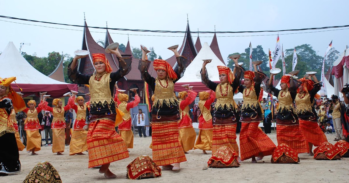Macam Macam Tarian Di Indonesia 10 Macam Tari Berpasangan Dari Sumatera Barat
