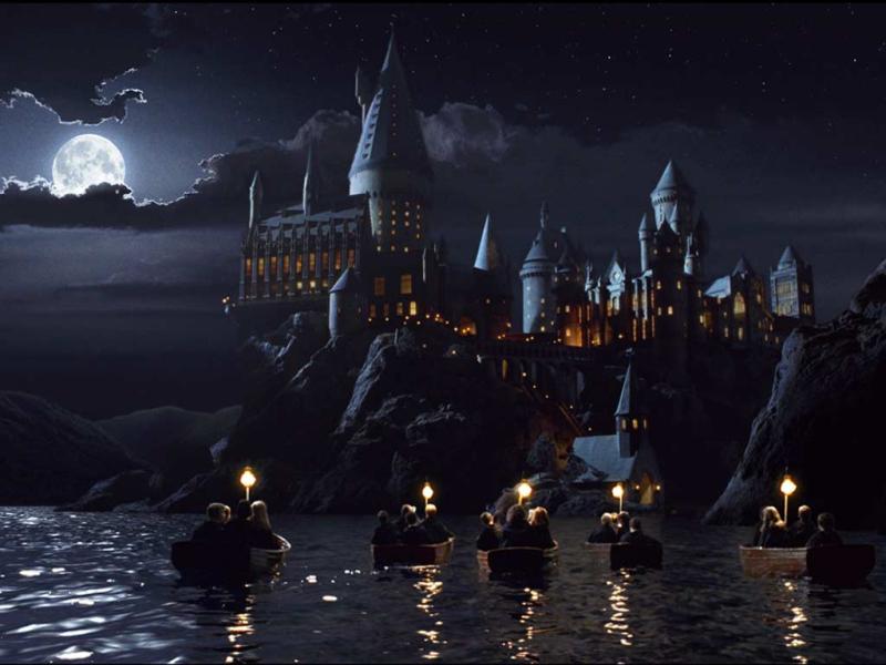Речка к Хогвартсу Hogwarts