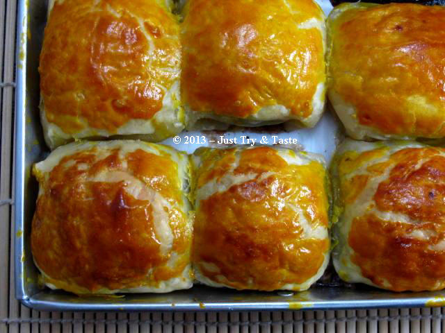 Pisang Molen Coklat Keju dengan Puff Pastry Instan Just