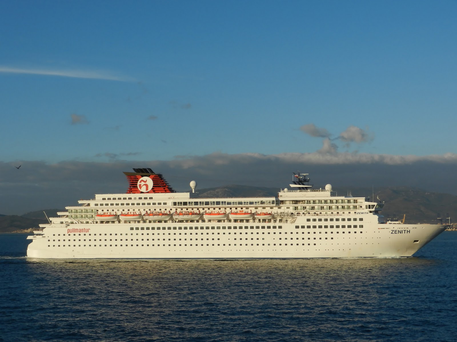 Ship's Images CRUISE SHIP ZENITH