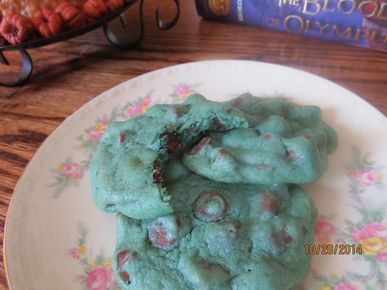 Wordish Wonderland Sally Jackson's BLUE chocolate chip cookies