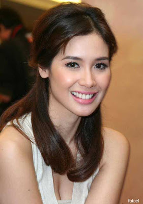 Foto Artis Marsha Timothy Cantik
