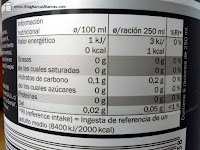 Información nutricional sobre la cola cero sin cafeína Freeway de Lidl.