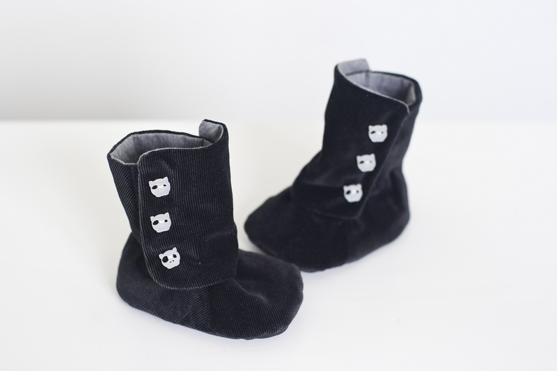 baby boots that stay on