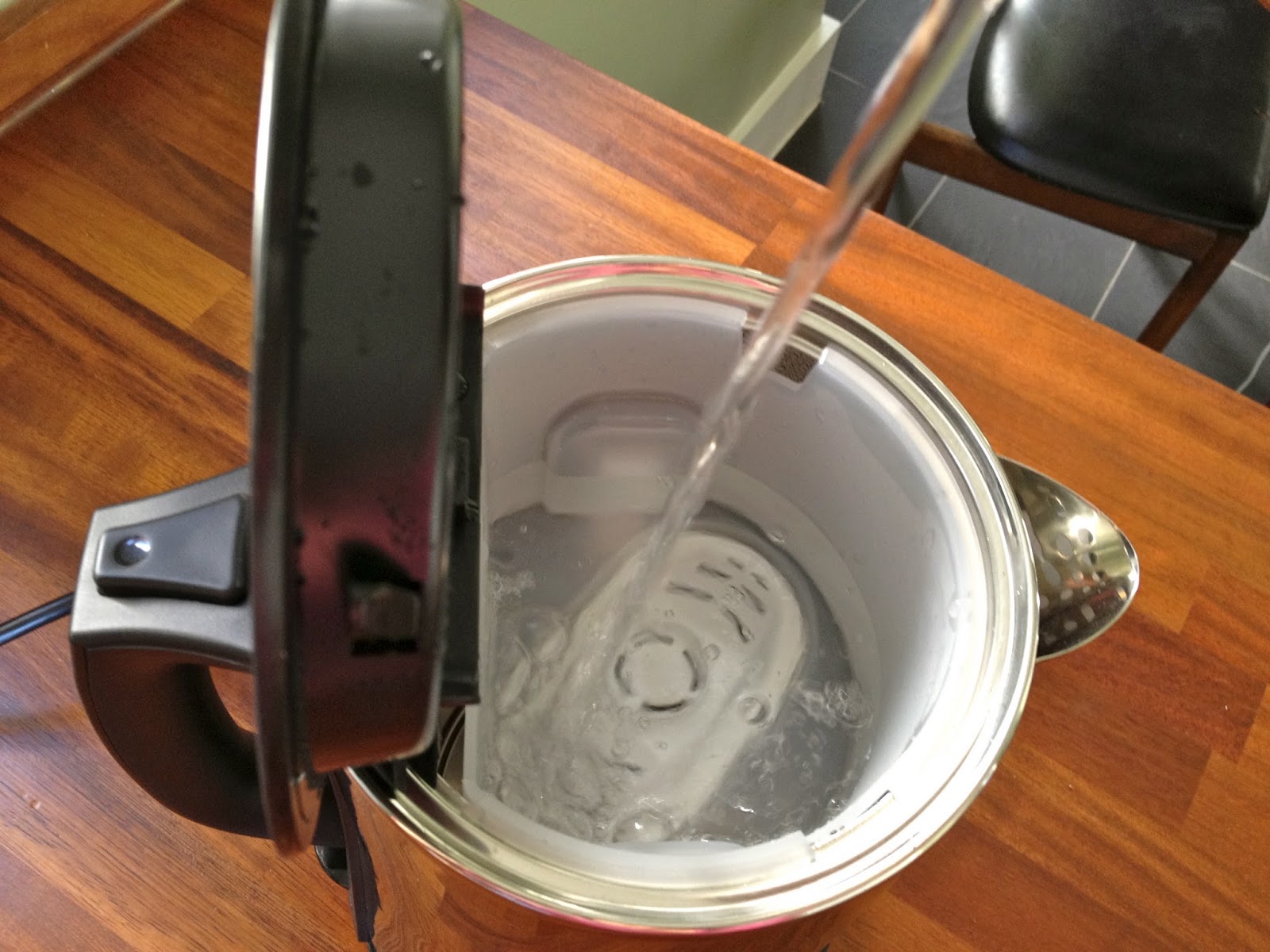 kettle water pouring hopper cuppa perfect