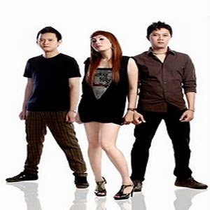 Cassandra - Tetap Menjadi Milikmu Cassandra - Tetap Menjadi Milikmu