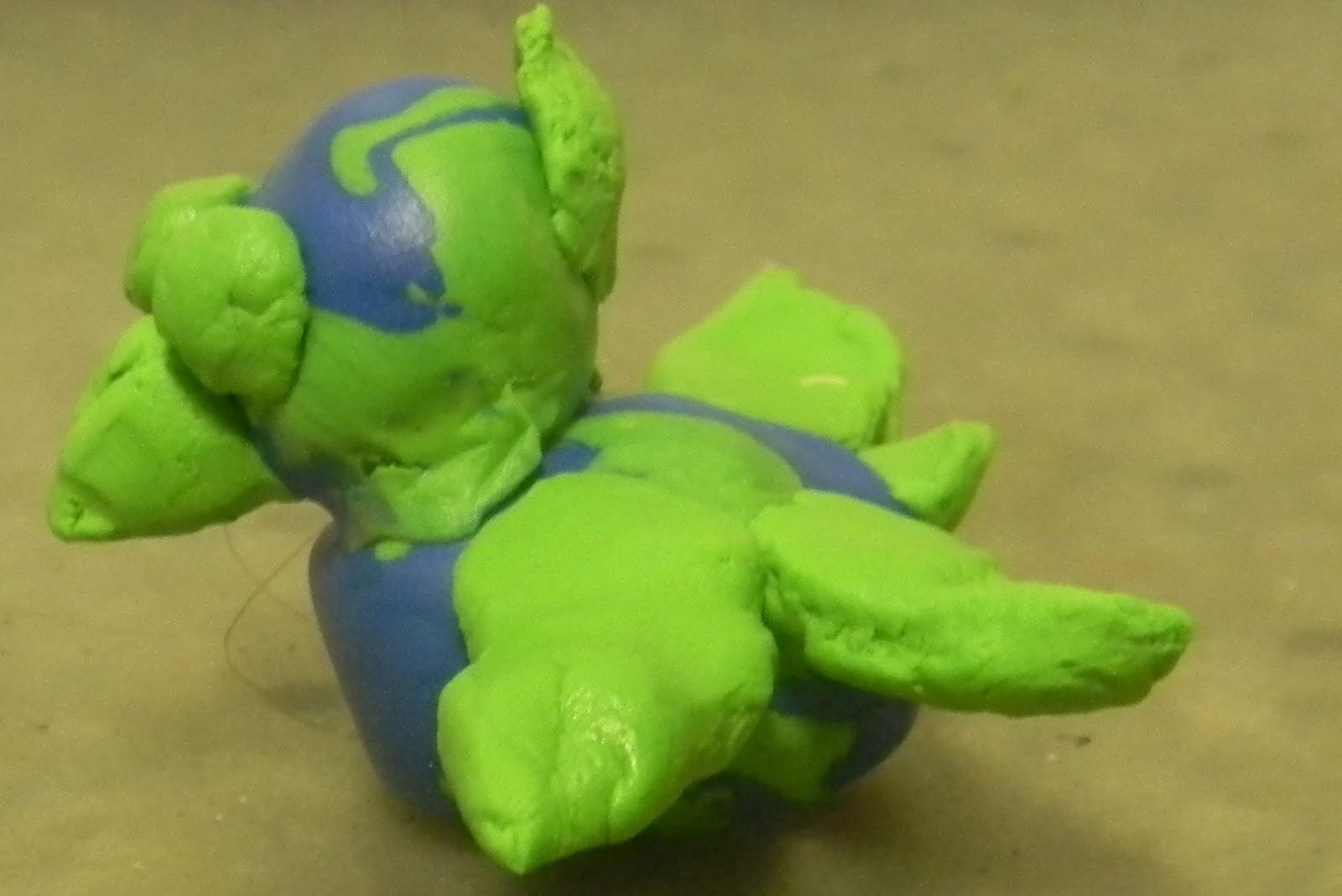 School Daze Modeling Clay Animal