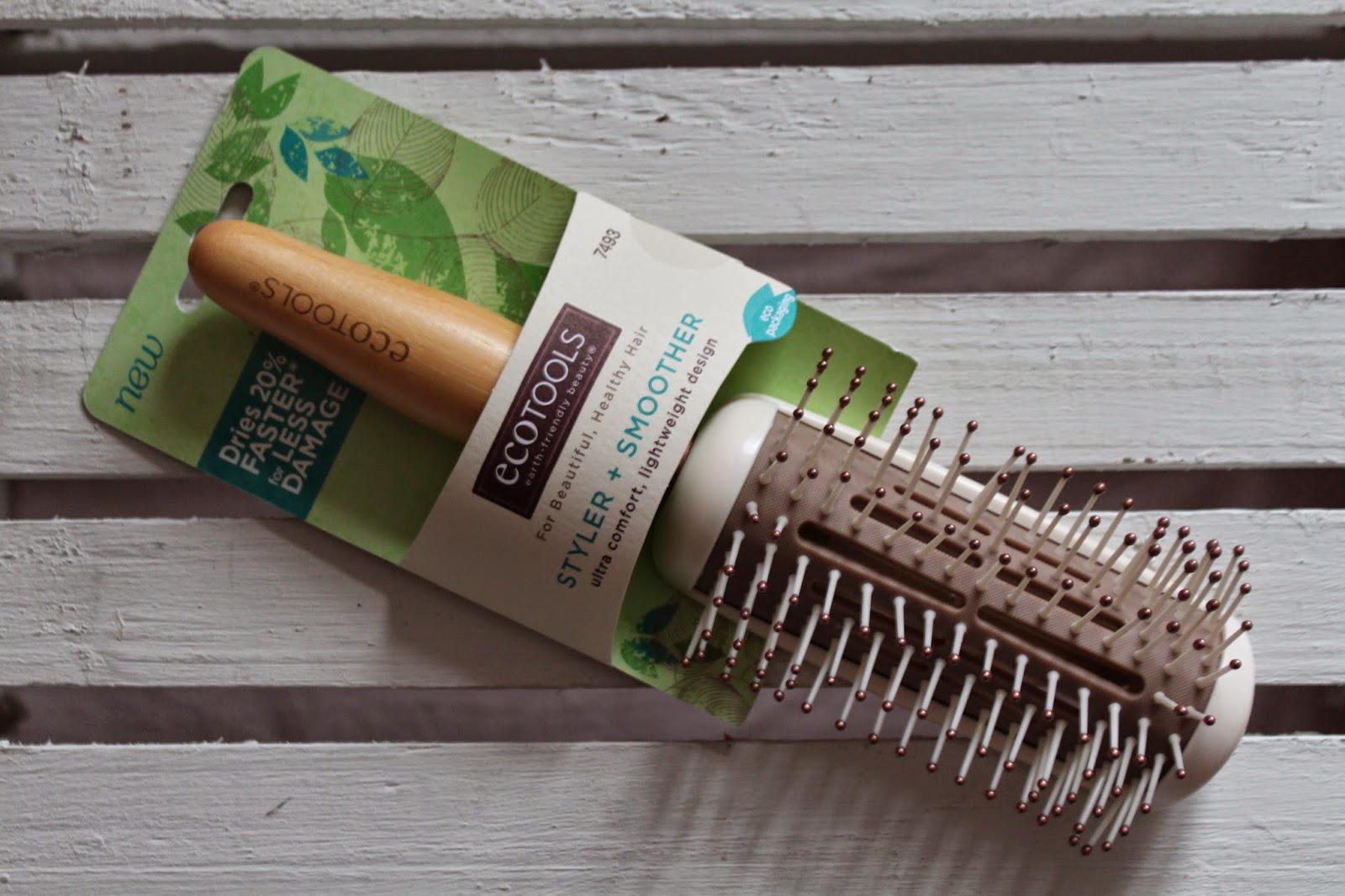 ecoTools Hair Brush Range Raining Cake