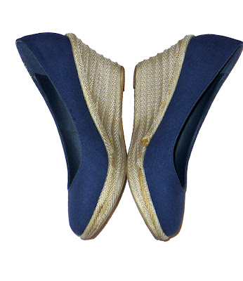 pantofi platforma albastru marin potriviti pentru pantaloni sau fuste de blugi si nu numai
