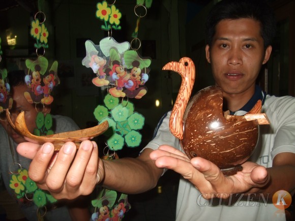 ruang kreatif nilai tambah kerajinan tempurung kelapa ruang kreatif nilai tambah kerajinan tempurung kelapa