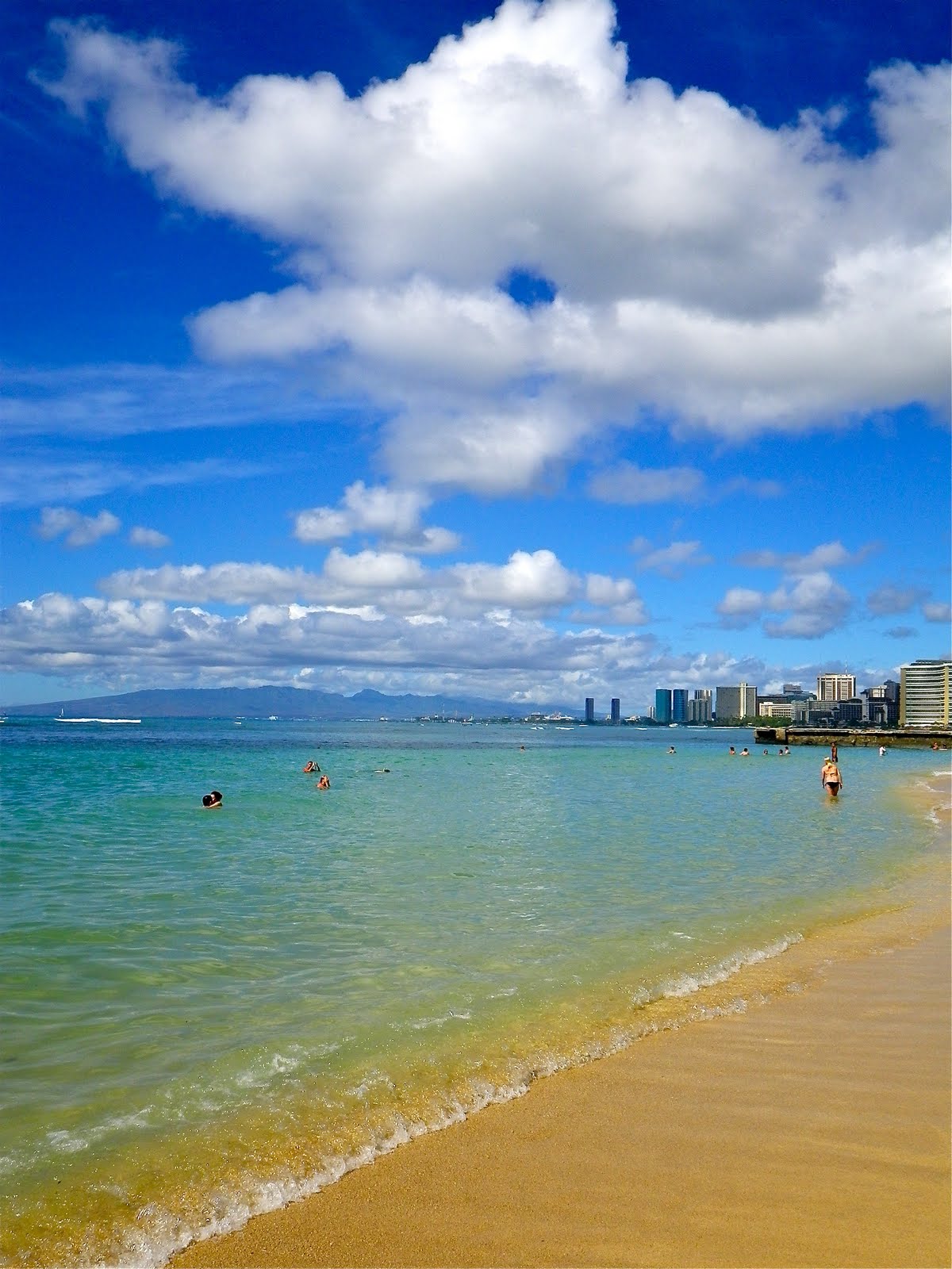 Psychedelic Waterfall: Best Kaimana Beach Ocean Shots
