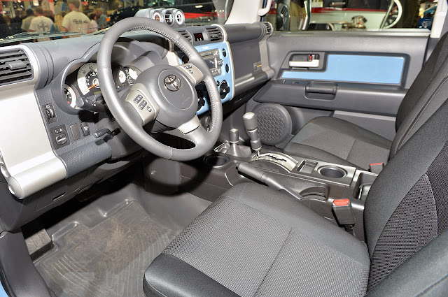 http://4.bp.blogspot.com/-WrYJAlLFUts/UnqWceoLt3I/AAAAAAABtQo/sZIQWPOCOrI/s1600/11-2014-toyota-fj-ultimate-sema-1.jpg