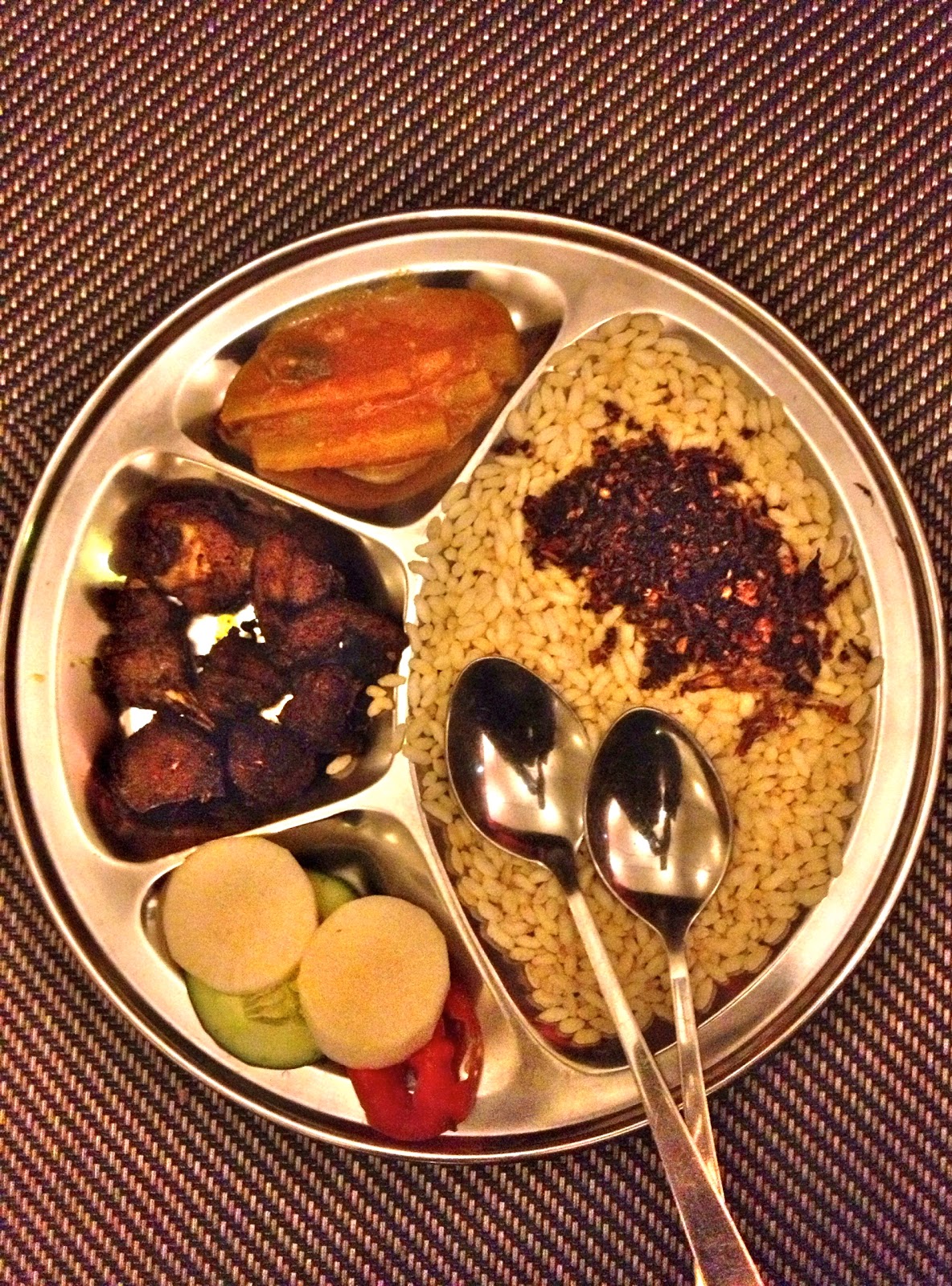 Mitho Cha!: Mutton Taas @Bhetghat Restaurant, Anamnagar, Kathmandu