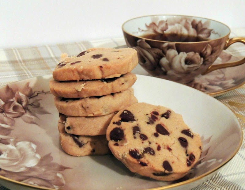 Peanut Butter Chocolate Chip Shortbread Cookies Bobbi's Kozy Kitchen