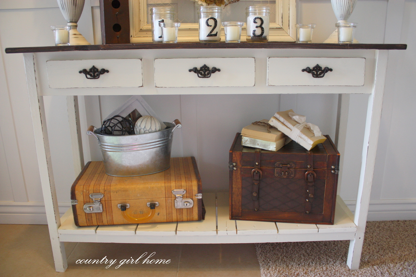 COUNTRY GIRL HOME added onto my DIY entry table