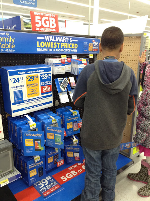 Shopping for a new phone at Walmart #FamilyMobile
