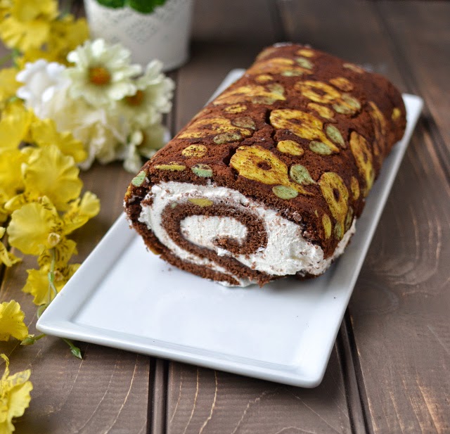 Cook's Hideout: Patterned Swiss Roll Cake