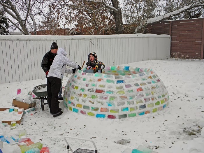 What This Couple Built In Their Snowy Backyard Made Me Insanely Jealous. Seriously…Wow. What This Couple Built In Their Snowy Backyard Made Me Insanely Jealous. Seriously…Wow.