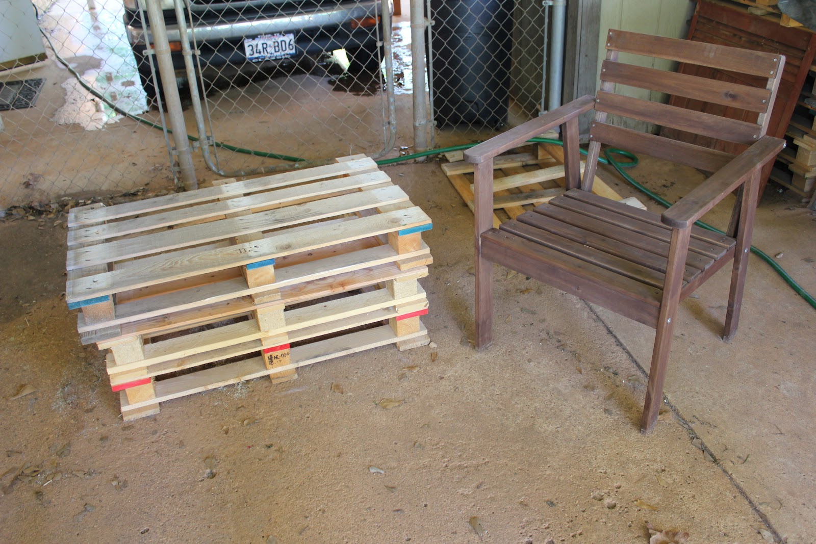 Diy outdoor patio furniture from pallets