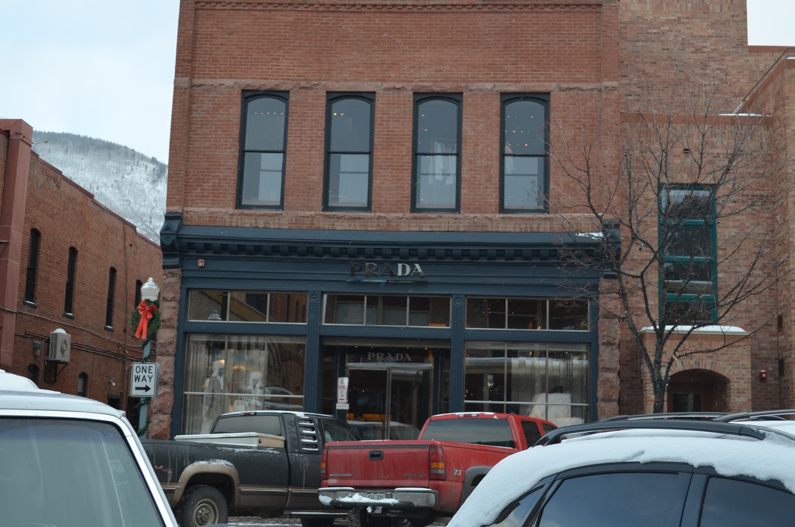 Life Through Preppy Glasses Aspen Shopping