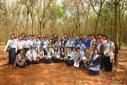 Visit of business school students at rubber plantation