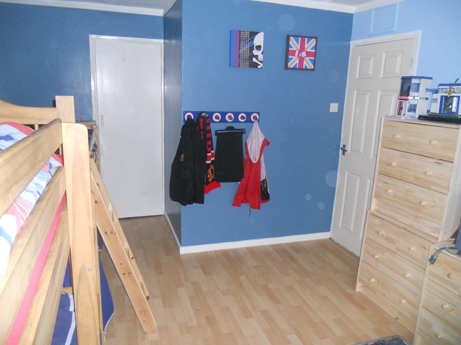 Mama OWL Blog Decorating The Boys' Bedroom