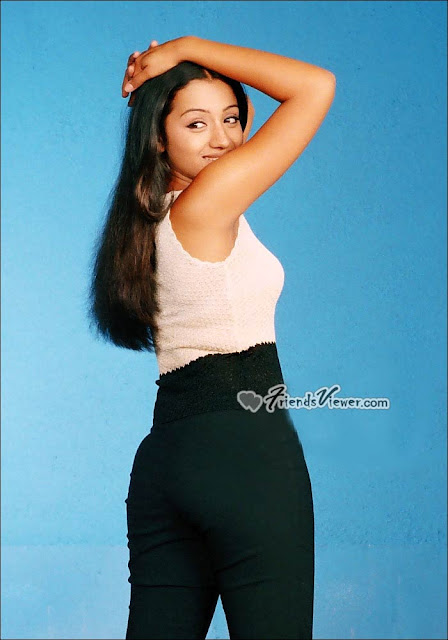 Indian beautiful actress Trisha wearing black tight shorts