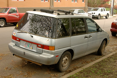 1990-Nissan-Axxess-AWD-Minivan