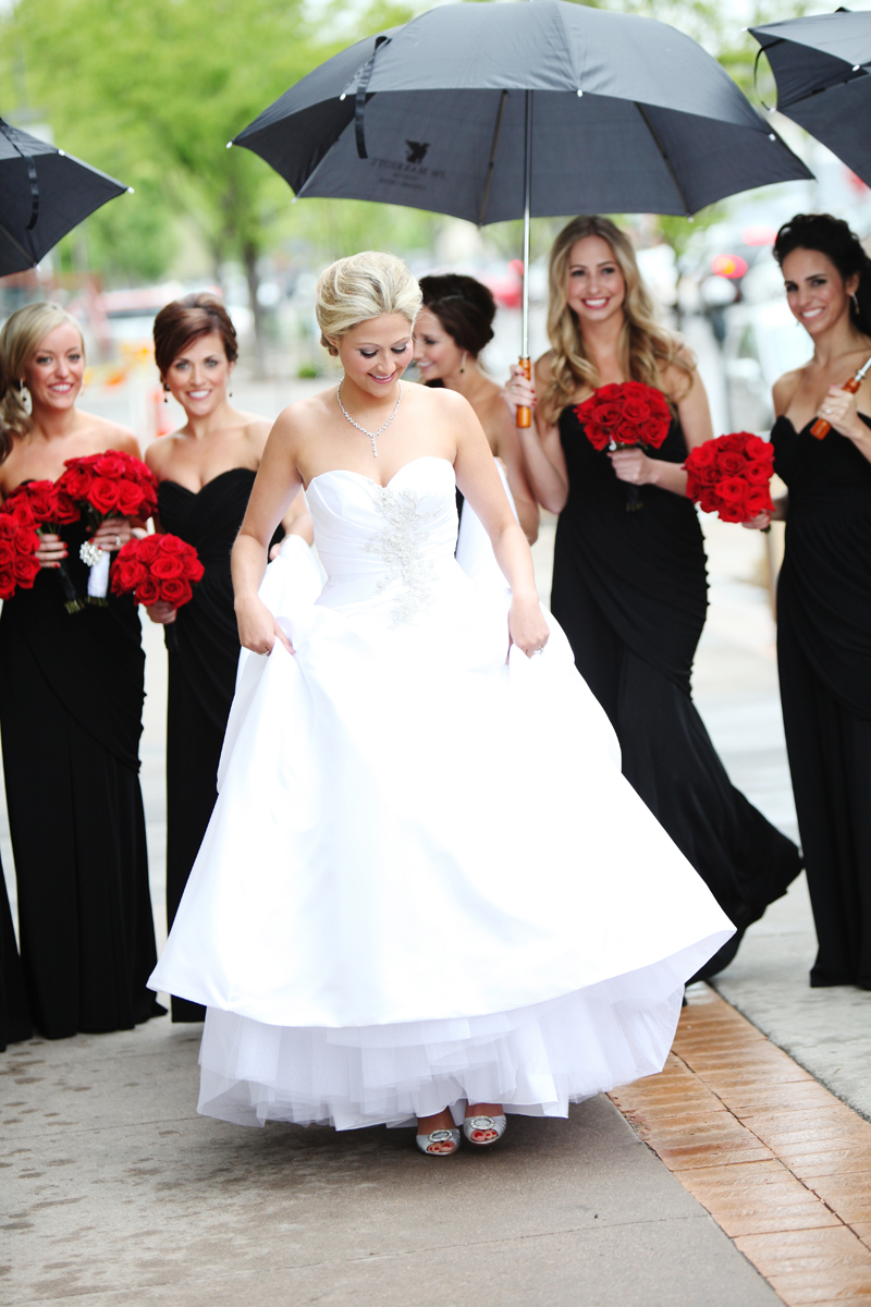 Love This Classic Black White Wedding With All Red Flowers Which Took Place At The Cable Center In Denver Erin Her Bridesmaids Carried Bouquets Of Love This Classic Black White Wedding With All Red Flowers Which Took Place At The Cable Center In Denver Erin Her Bridesmaids Carried Bouquets Of