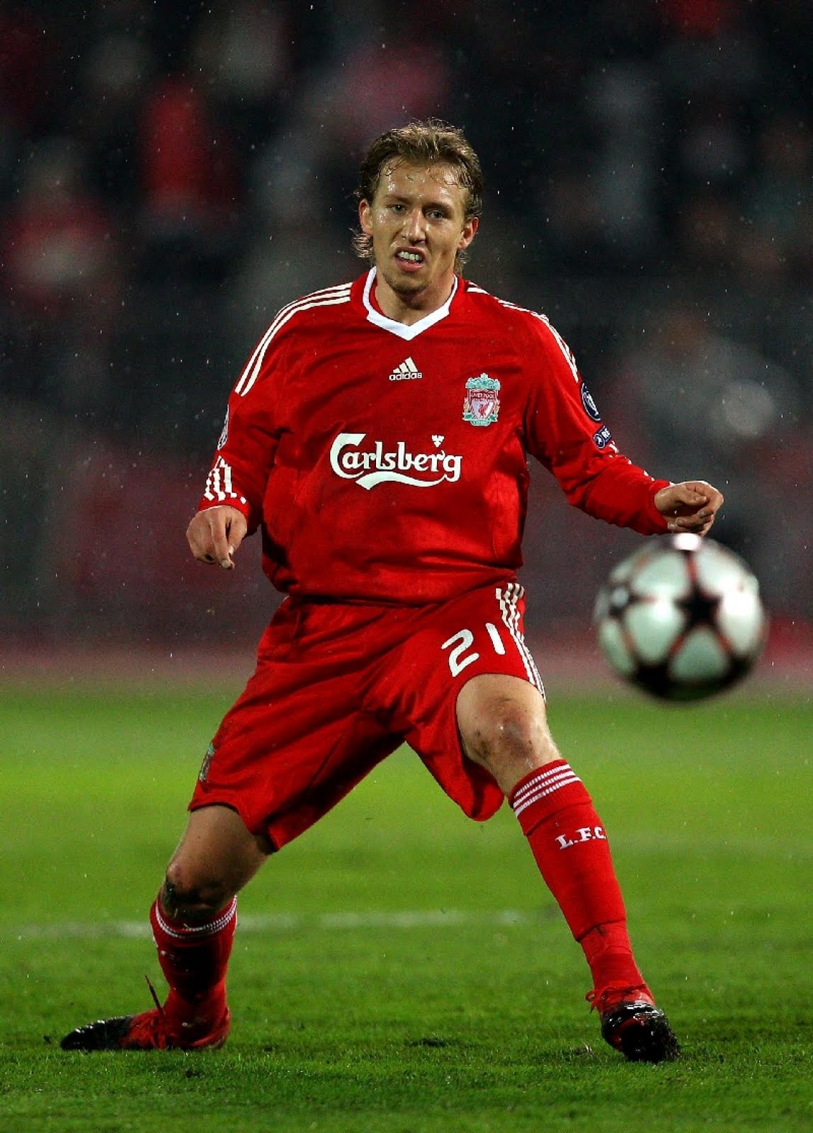 The Best Footballers: Lucas Leiva is a Brazilian footballer as