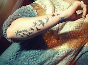 bird tattoos (demi lovato shows off new bird tattoo)