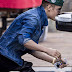Justin Bieber Has Selena Gomez Photo as His iPhone Screensaver! thumbnail