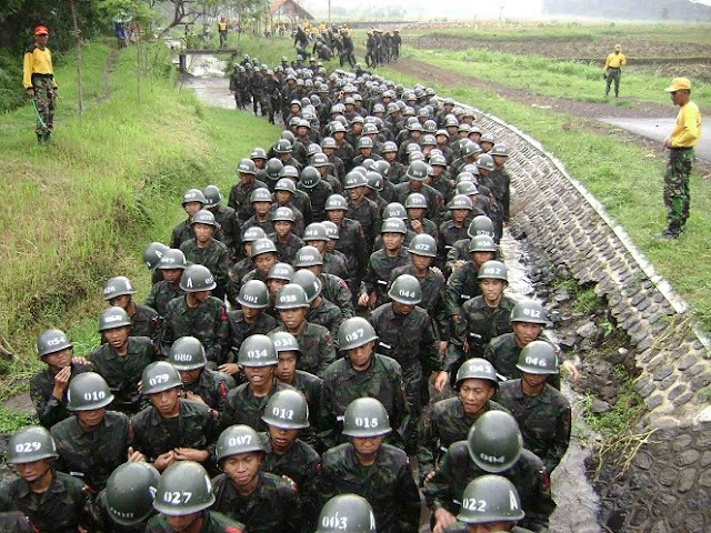 Parahnya 5 Latihan Tempur Militer Indonesia Ini Bikin Tentara Asing Kencing Di Celana