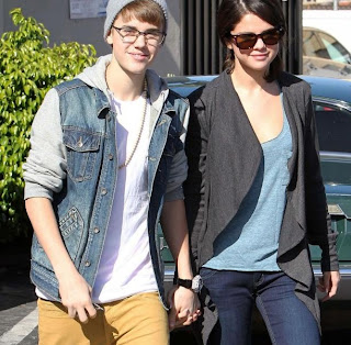 Selena Gomez And Justin Bieber selena gomez and justin bieber, selena gomez justin bieber, justin bieber and selena gomez kissing, juegos justin bieber y selena gomez,