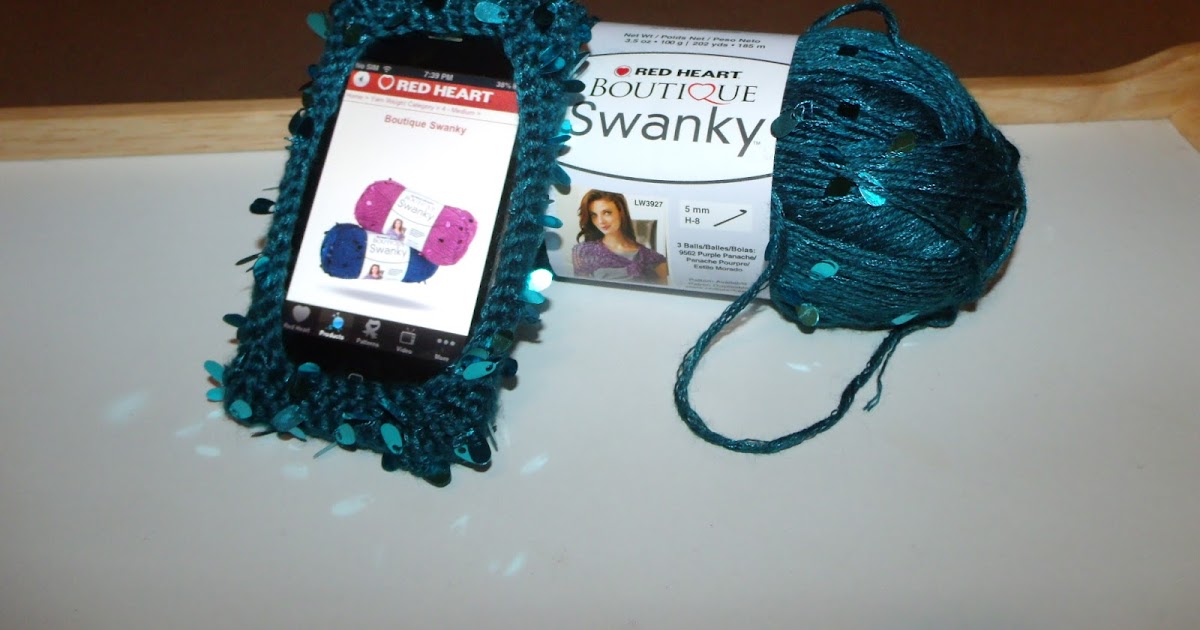 Too Yarn Cute iphone phone cozy Swanky Yarn (FREE Crochet Pattern)