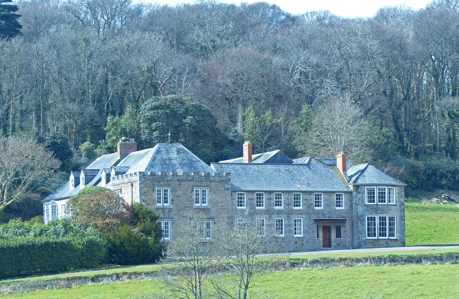 Around Perranuthnoe A walk through the Penrose Estate, Gunwalloe