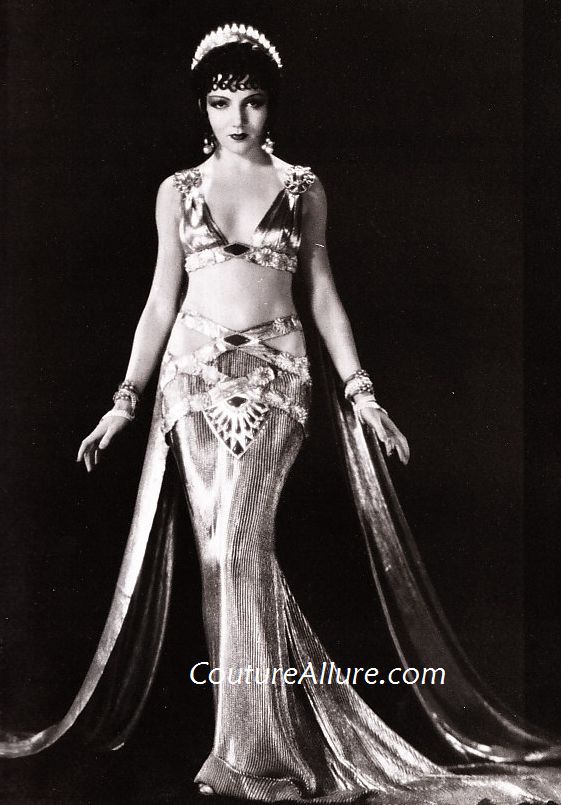 ... Allure Vintage Fashion: Wee...