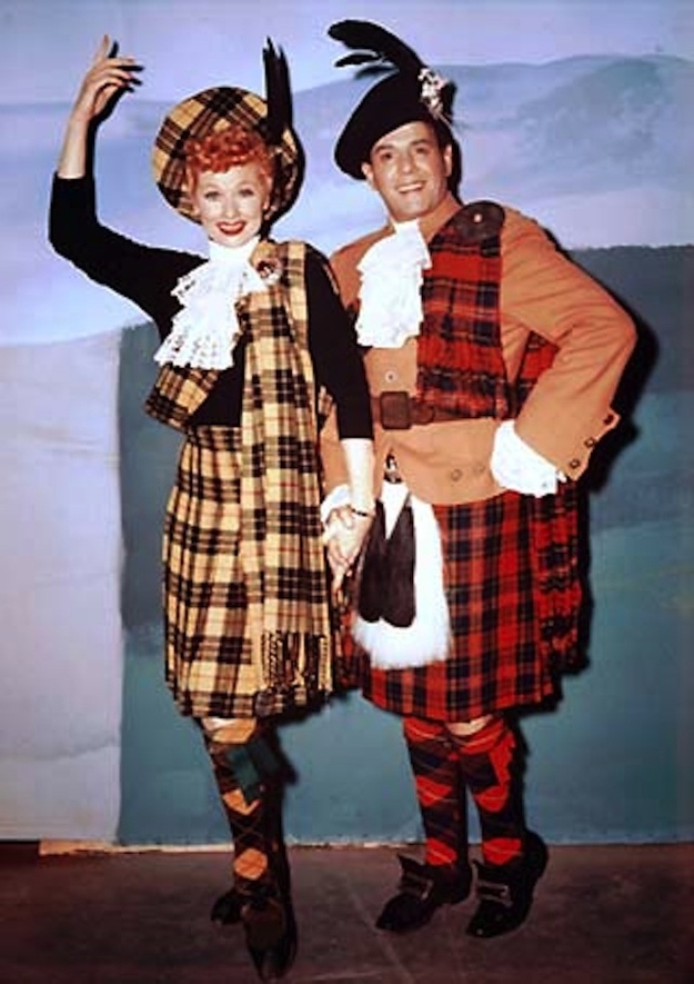 I LOVE LUCY RARE VINTAGE TV GUIDE 1ST ISSUE 1953 $50,000,000 BABY..... s2 I LOVE LUCY RARE VINTAGE TV GUIDE 1ST ISSUE 1953 $50,000,000 BABY..... s2