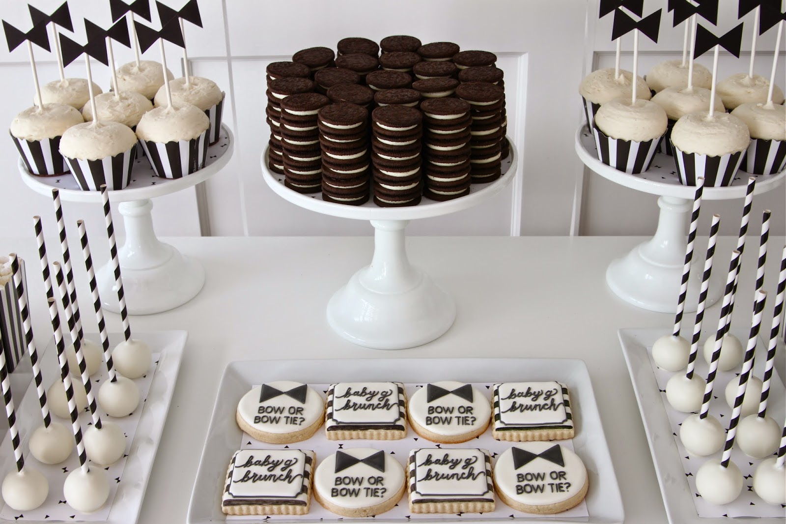 Nicole's Guide To Style: Baby: Black + White 'Bow Or Bow Tie' Shower