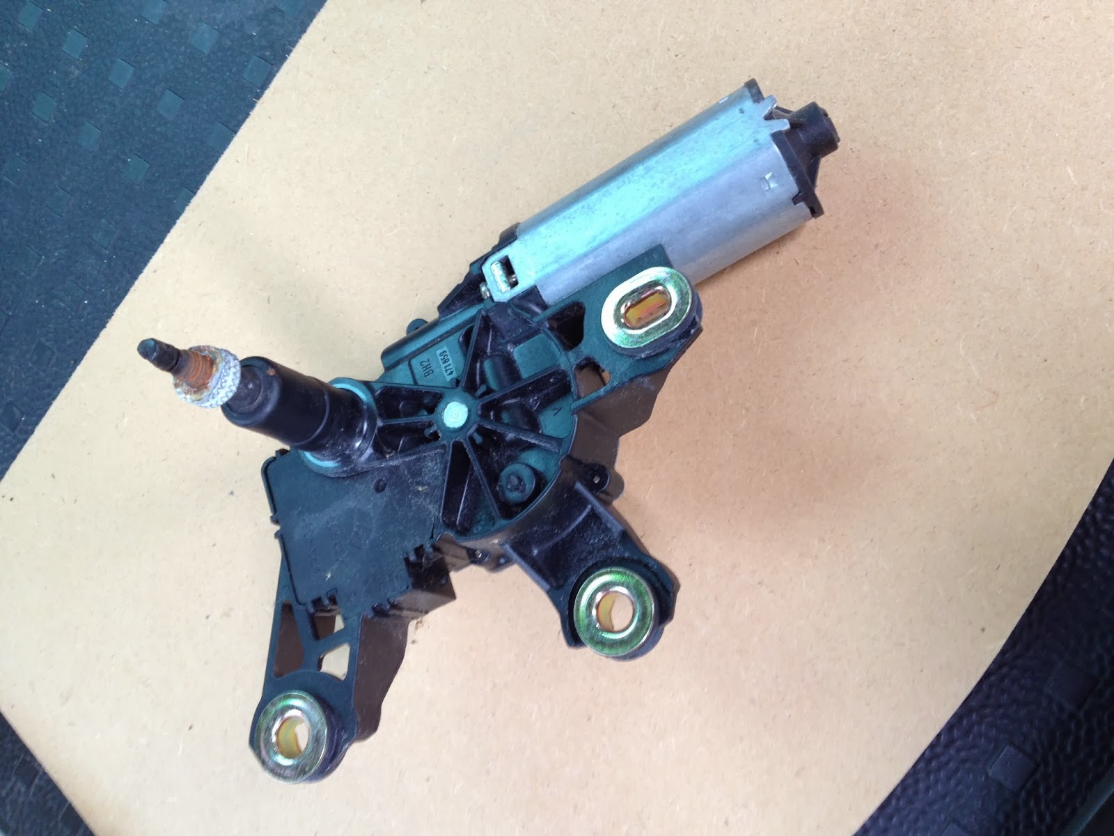 VW T5 Van Conversion Replacing Rear Wiper and Motor