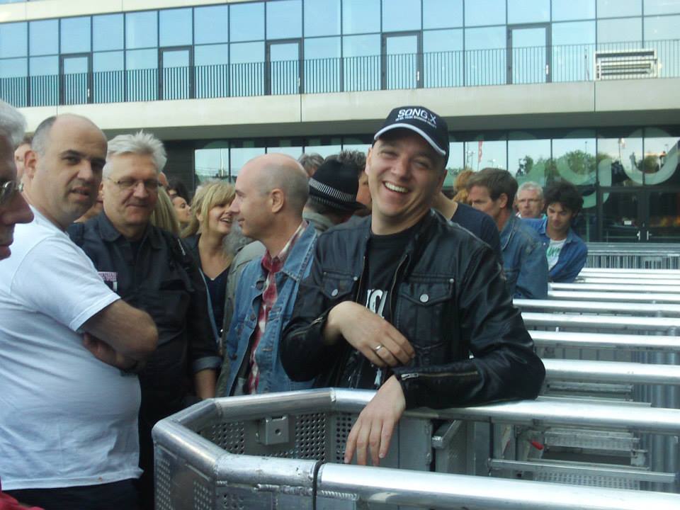 Neil Young News: In Search of the Holy Rail: Thrasher's Wheat Radio in