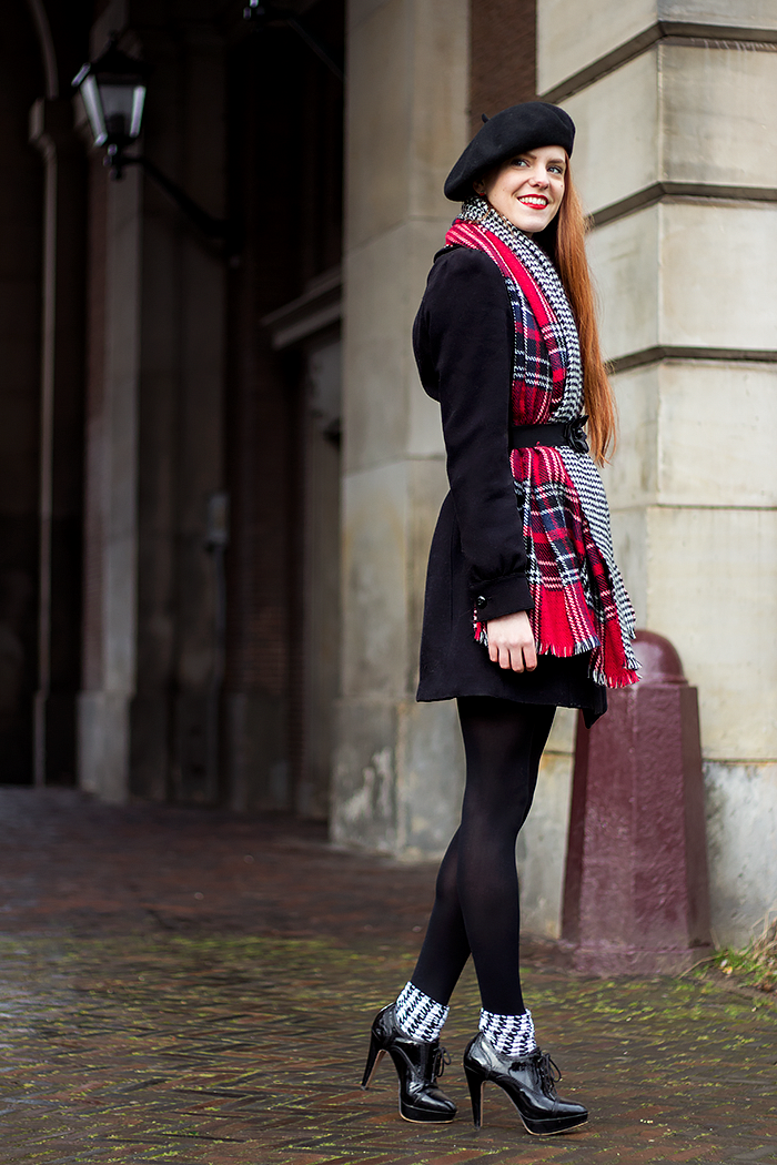 Fashion blogger outfit with belt over scarf and houndstooth socks