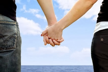 How To Find Love ??!! How To Find Love - lovers man woman holding hands
