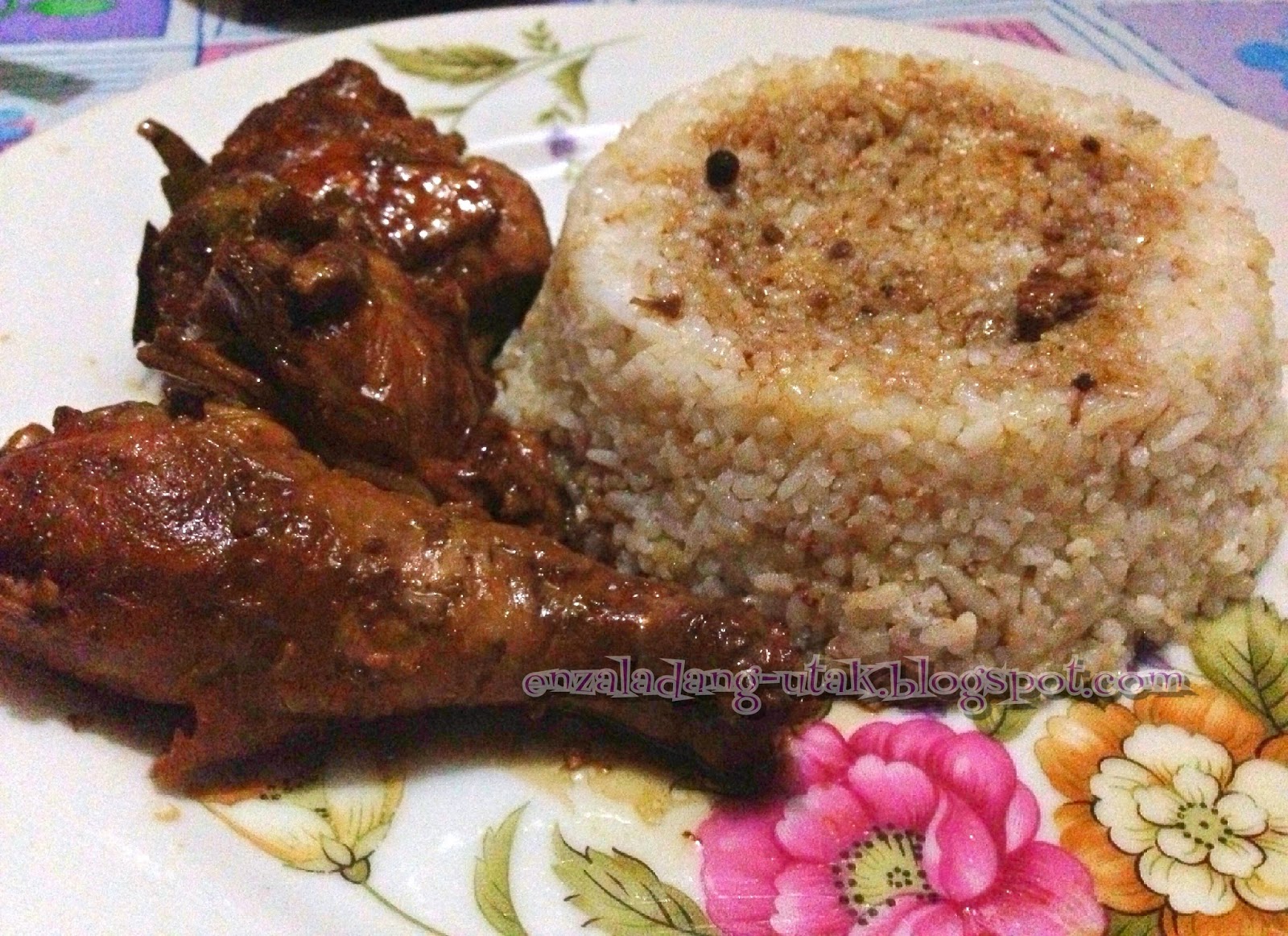 Filipino Classic Adobong Manok (Chicken Braised in Vinegar and Soysauce
