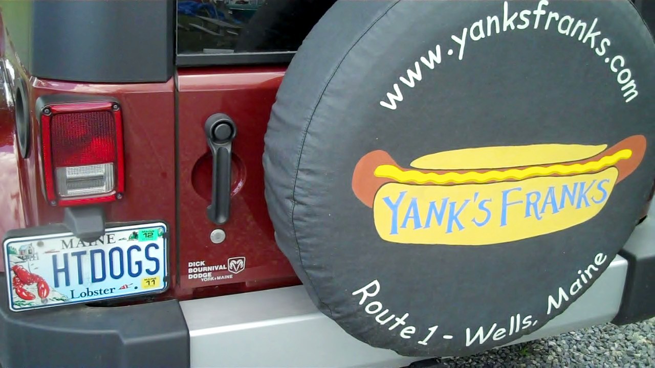 The Hot Dog Truck Hot Doggin' in Maine Yank's Franks in Wells, Maine