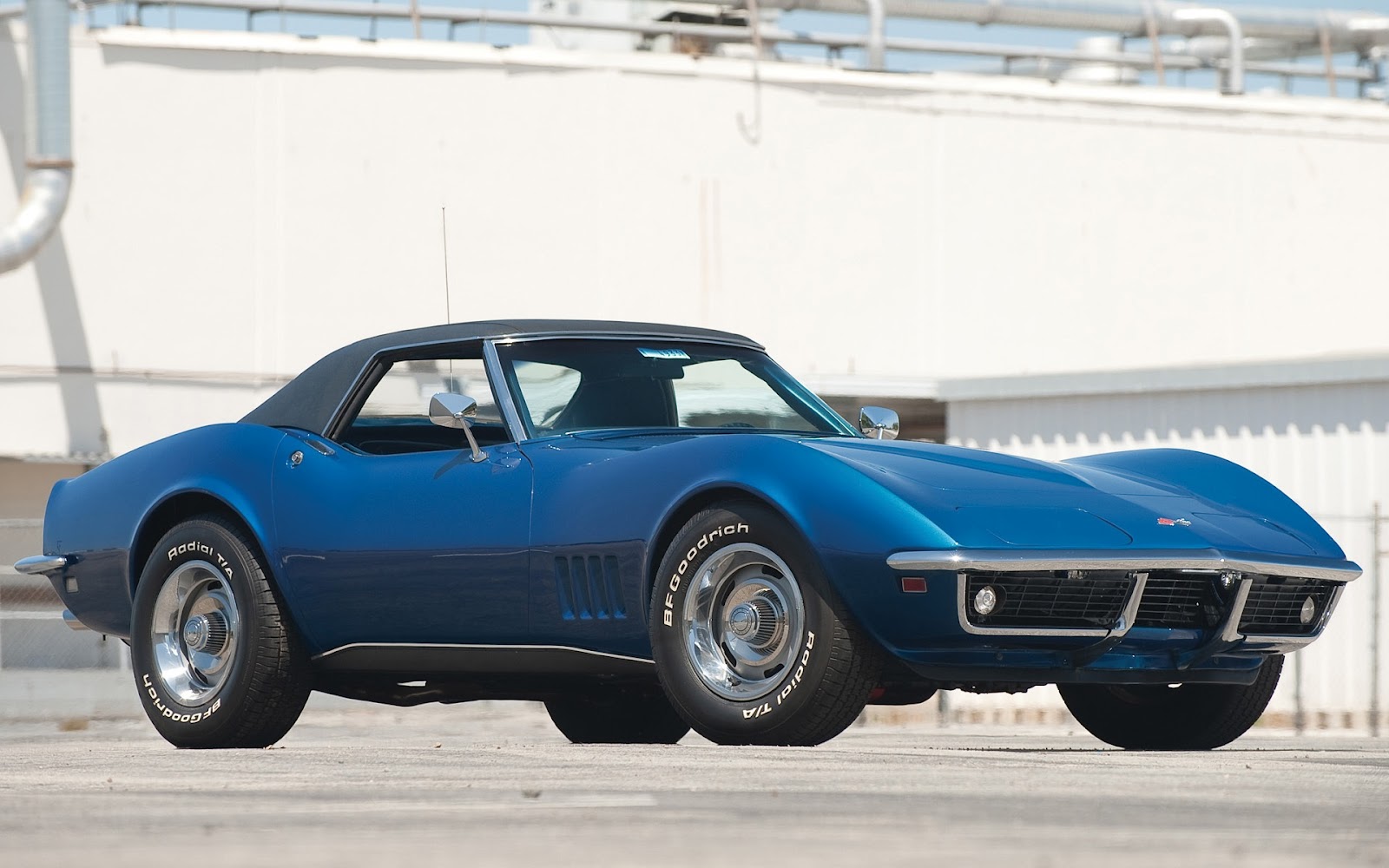 http://4.bp.blogspot.com/-XAA-YYJTm8g/T8OAb-Ks-YI/AAAAAAAAwrI/zEKoiwFQoSQ/s1600/Corvette+Convertible+1968.jpg